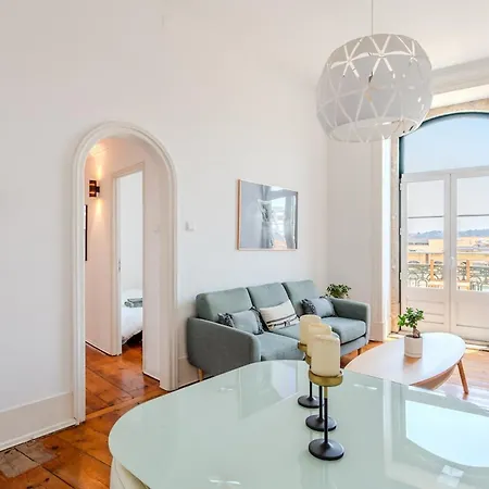 Apartamento Bridge View Balcony, Near Lx Factory And Belem Lisboa
